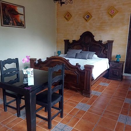 Hotel El Mirador Anexo 1 Santa Lucía Milpas Altas Zimmer foto