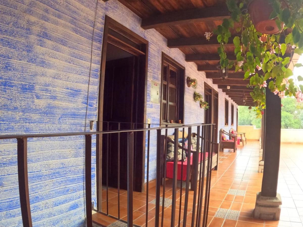 Hotel El Mirador Anexo 1 Santa Lucía Milpas Altas Exterior foto